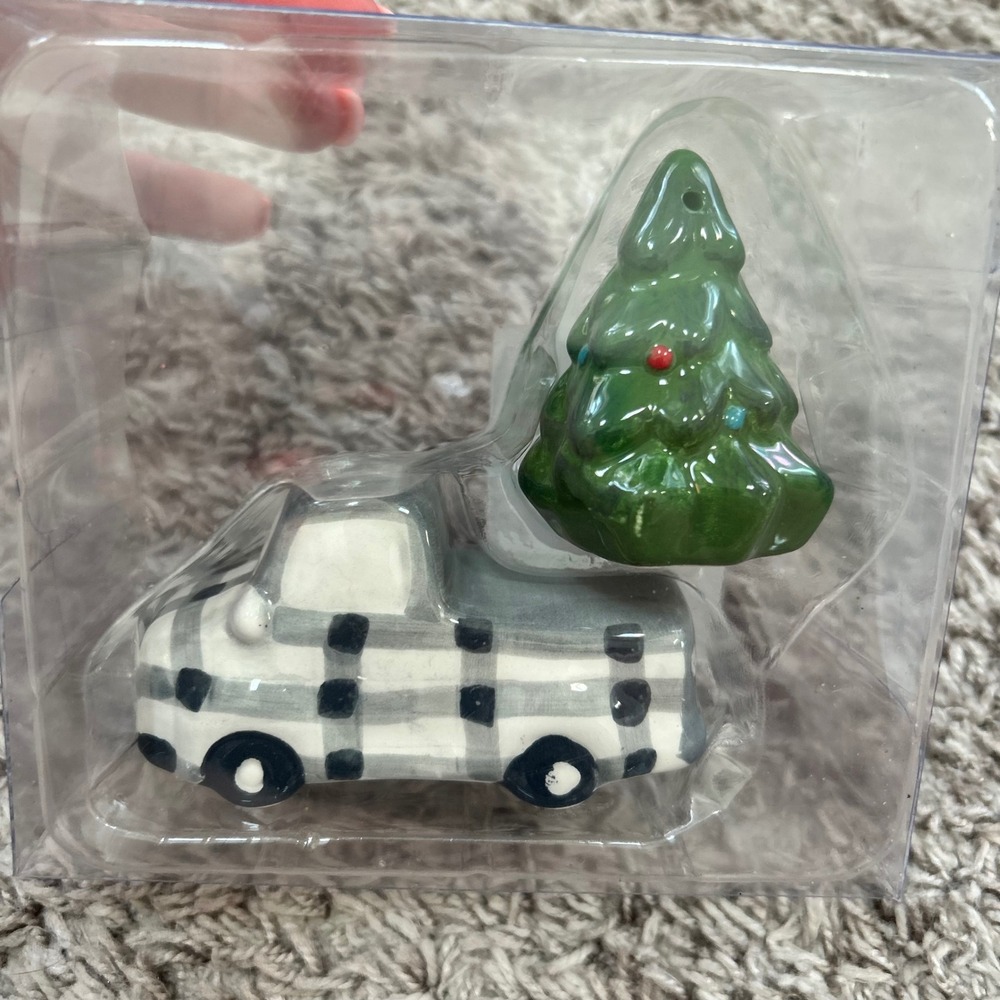 Robert Stanley Farmhouse‎ Christmas Buffalo Plaid Truck Tree Salt Pepper Shakers